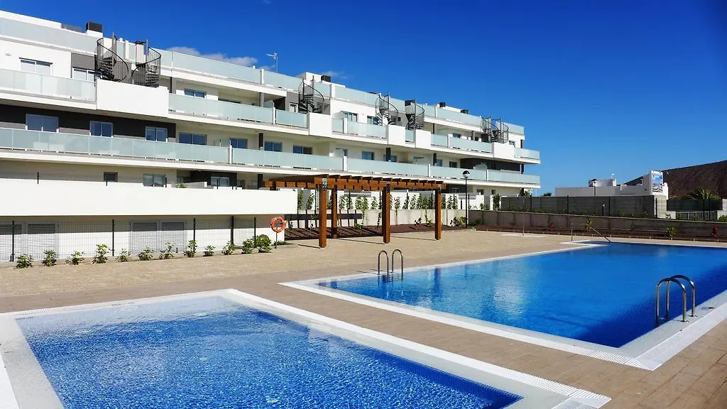 Magnificent Apartment On The Beach 