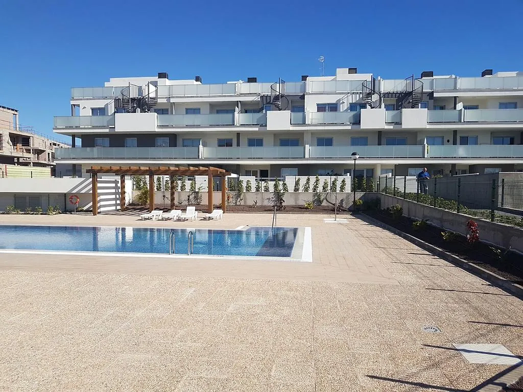 Magnificent Apartment On The Beach 