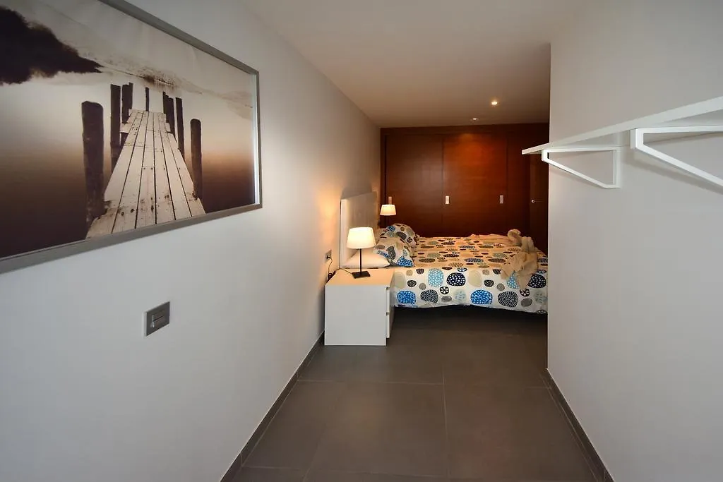 Magnificent Apartment On The Beach 