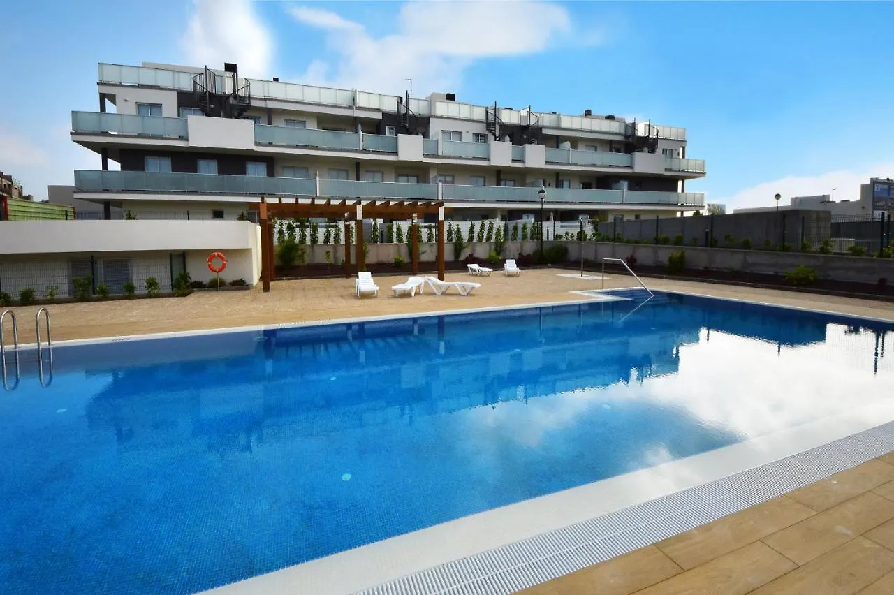 Magnificent Apartment On The Beach 